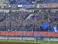 Bomber Bakal Kembali Bergoyang di Tribun Selatan