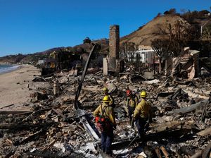Jejak Kehancuran di Malibu California Akibat Kebakaran Hutan