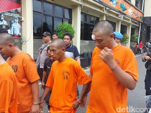 Kakak Adik di Cirebon Kompak Masuk Bui Usai Begal Pemotor