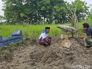 Pilunya Ortu-Sahabat Kehilangan Siswi Lamongan Dibunuh gegara Cinta Ditolak Pilunya Ortu-Sahabat Kehilangan Siswi Lamongan Dibunuh gegara Cinta Ditolak