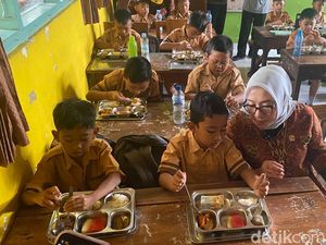Menteri PPPA Dorong Pemanfaatan Bahan Lokal dalam Program Makan Bergizi Gratis Menteri PPPA Dorong Pemanfaatan Bahan Lokal dalam Program Makan Bergizi Gratis