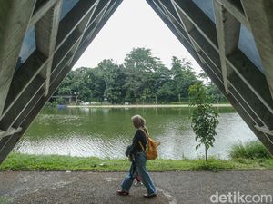 Menyusuri Desa Wisata Situ Jatijajar Depok Menyusuri Desa Wisata Situ Jatijajar Depok
