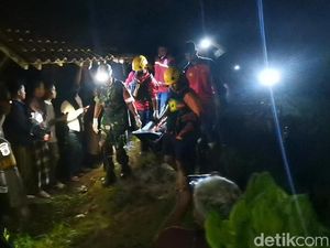 Kerabat Ungkap Momen Terakhir Bertemu Bapak-Anak yang Ditemukan Bersimbah Darah Kerabat Ungkap Momen Terakhir Bertemu Bapak-Anak yang Ditemukan Bersimbah Darah