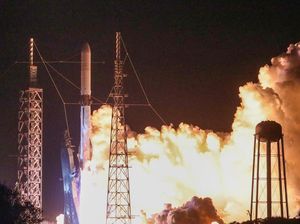 Roket Milik Jeff Bezos Akhirnya Meluncur, Siap Saingi SpaceX Elon Musk