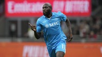 Lukaku sudah didepak Chelsea sejak tahun 2021. Dipinjamkan ke Inter, Roma, kemudian dipermanenkan Napoli dan jadi bagian penting raih Scudetto (AP/Luca Bruno)