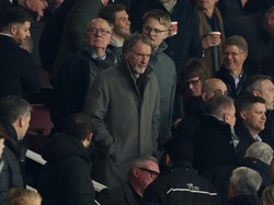 Makan Siang Gratis Cuma untuk Pemain MU, Staf Dapat Sup-Roti