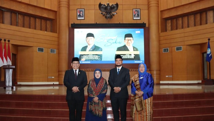 Universitas Terbuka Universitas Terbuka