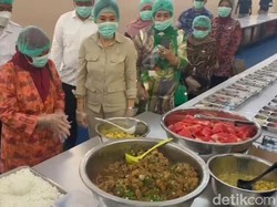 Wamen PPPA Tinjau SPPG Lanud Abdulrachman Saleh Malang