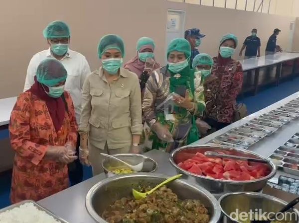 Momen Wawen PPPA Tinjau SPPG Lanud Abdulrachman Saleh Malang