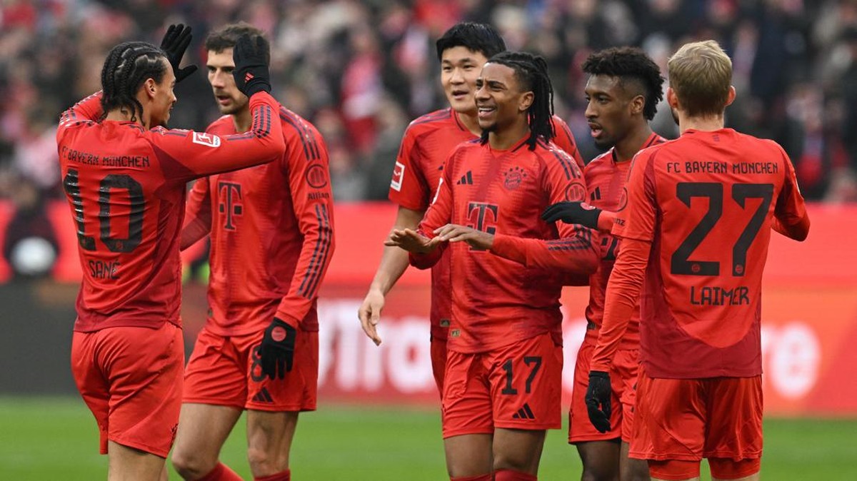 Bayern menang 3-2 atas Wolfsburg. Foto: REUTERS/Angelika Warmuth