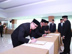 Lantik 3 Deputi BPJPH, Babe Haikal: Permudah Urusan Masyarakat dan Pegiat Halal