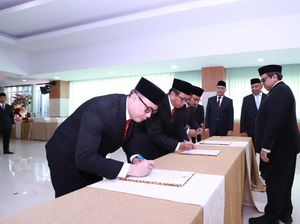 Lantik 3 Deputi BPJPH, Babe Haikal: Permudah Urusan Masyarakat dan Pegiat Halal Lantik 3 Deputi BPJPH, Babe Haikal: Permudah Urusan Masyarakat dan Pegiat Halal