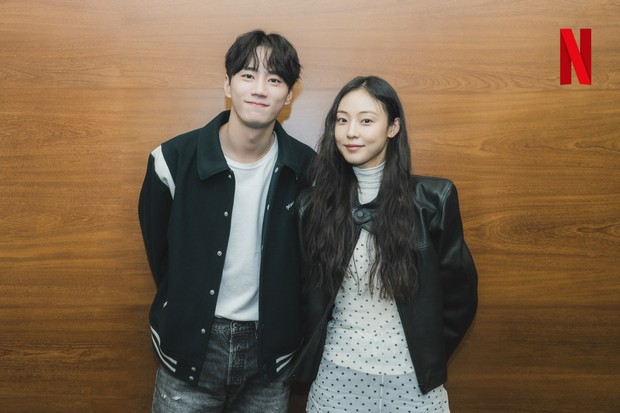 Lee Jun Young & Jeon Seo Nee di Melo Movie/Foto: Netflix