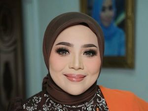Muzdalifah Nggak Malu Rumah Jadi Gudang Barang Jualan Online Muzdalifah Nggak Malu Rumah Jadi Gudang Barang Jualan Online