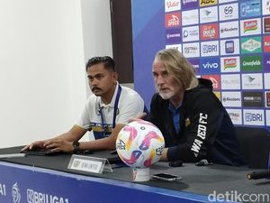 Pelatih Dewa United Puji Anak Asuhnya Usai Beri Kekalahan untuk Persib