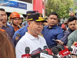 Pemprov DKI Siapkan Bantuan untuk Korban Kebakaran Glodok Plaza
