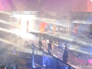 Video: Konser Super Diva Ditutup Lagu Semua Jadi Satu Video: Konser Super Diva Ditutup Lagu Semua Jadi Satu