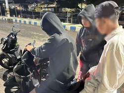 2 Pemuda Mondar-mandir Bawa Celurit di Pelabuhan Kota Pasuruan