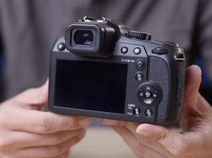 Review Panasonic Lumix FZ80D, Praktis dan Harga Terjangkau