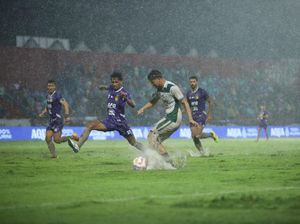 Stadion Brawijaya Dikritik Becek, Persik: Satu-satunya Lapangan Kami Stadion Brawijaya Dikritik Becek, Persik: Satu-satunya Lapangan Kami