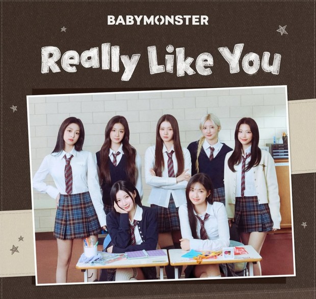 Potret BABYMONSTER dalam video klip 'Really Like You'