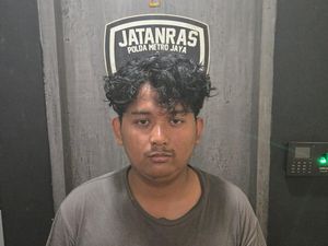 Peran 4 Orang Komplotan Maling Rumah Siang Bolong di Jaksel