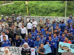Ratusan Honorer PPPK Geruduk Kantor DPRD Lubuklinggau, Ada Apa? Ratusan Honorer PPPK Geruduk Kantor DPRD Lubuklinggau, Ada Apa?