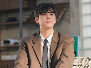 Aktor Love Scout Retak Tulang Saat Syuting Drakor Baru Aktor Love Scout Retak Tulang Saat Syuting Drakor Baru