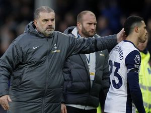 Postecoglou Yakin Takkan Dipecat Spurs