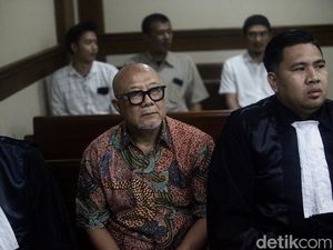 Video Hal yang Meringankan Vonis Dono Parwoto: Urai Kemacetan Tol Japek Video Hal yang Meringankan Vonis Dono Parwoto: Urai Kemacetan Tol Japek