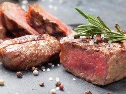 4 Makanan-Minuman Ini Diam-diam Bisa Picu Kanker Usus Besar