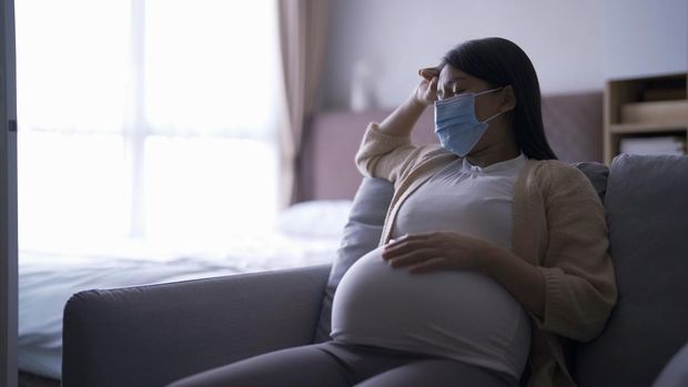 Ilustrasi Ibu Hamil Sakit
