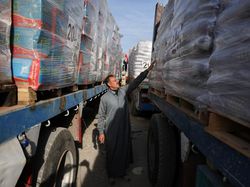 Israel Umumkan Penghentian Pasokan Barang ke Gaza