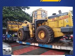 Lalin di Putaran Imigrasi Jl Daan Mogot Macet Imbas Truk Kontainer Mogok