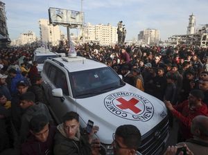 Video: Sukacita Warga Palestina Kembali Bertemu Keluarga Usai Jadi Sandera Israel