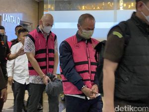 2 dari 9 Tersangka Baru Kasus Impor Gula Tom Lembong Masih Buron