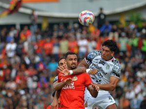 Hasil Liga 1: Bali United Pesta Gol di Kandang Semen Padang
