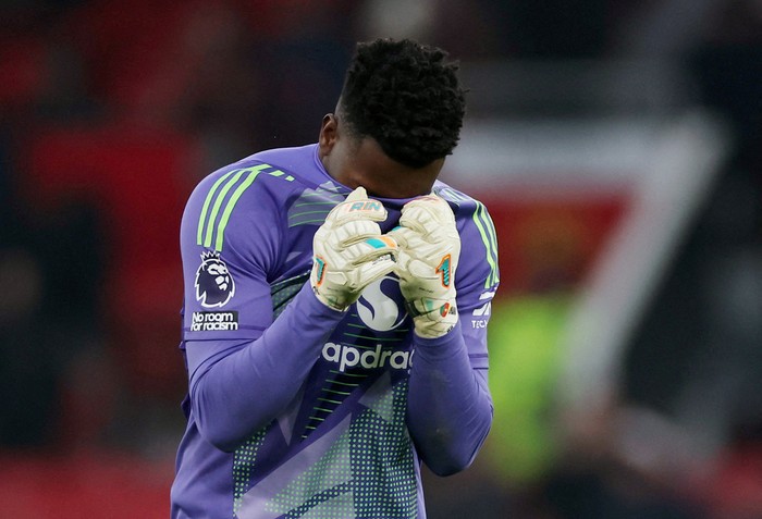 Soccer Football - Premier League - Manchester United v Brighton & Hove Albion - Old Trafford, Manchester, Britain - January 19, 2025 Manchester Uniteds Andre Onana reacts Action Images via Reuters/Lee Smith EDITORIAL USE ONLY. NO USE WITH UNAUTHORIZED AUDIO, VIDEO, DATA, FIXTURE LISTS, CLUB/LEAGUE LOGOS OR LIVE SERVICES. ONLINE IN-MATCH USE LIMITED TO 120 IMAGES, NO VIDEO EMULATION. NO USE IN BETTING, GAMES OR SINGLE CLUB/LEAGUE/PLAYER PUBLICATIONS. PLEASE CONTACT YOUR ACCOUNT REPRESENTATIVE FOR FURTHER DETAILS..     TPX IMAGES OF THE DAY