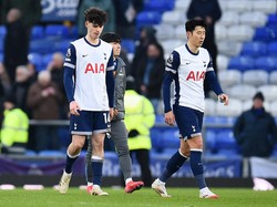 Tottenham Musim Ini: Depannya Mengerikan, Belakangnya...