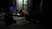 Terungkap! 5.700 Desa Ternyata Masih Gelap Terungkap! 5.700 Desa Ternyata Masih Gelap