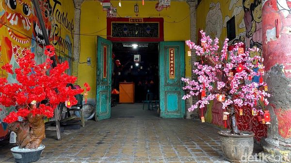 Potret Kampung Tambak Bayan Surabaya Sambut Imlek