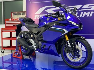 Gak Usah Bingung, Ini Perbedaan Yamaha R25 Terbaru dan Lama Gak Usah Bingung, Ini Perbedaan Yamaha R25 Terbaru dan Lama