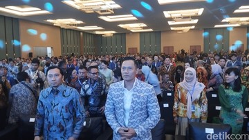 Natal Nasional Demokrat: Menteri-Menteri Berkumpul, Rayakan Harmoni di Tengah Perbedaan