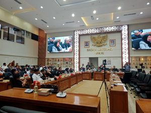 Baleg Setuju RUU Minerba Jadi Inisiatif DPR, Atur Ormas-Kampus Olah Tambang Baleg Setuju RUU Minerba Jadi Inisiatif DPR, Atur Ormas-Kampus Olah Tambang