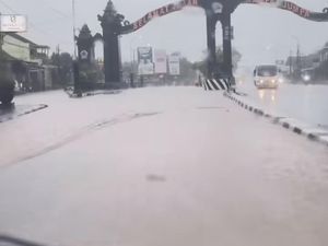 Viral Jalan Raya Magelang-Jogja Tergenang, Begini Penjelasan Polisi