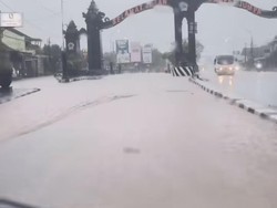 Viral Jalan Raya Magelang-Jogja Tergenang, Begini Penjelasan Polisi