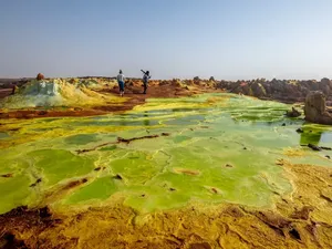 Ngeri, Danau Pembunuh di Ethiopia Dikelilingi Bangkai Hewan Ngeri, Danau Pembunuh di Ethiopia Dikelilingi Bangkai Hewan