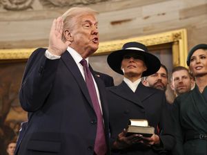 Donald Trump Dilantik, Siap-siap Deretan Selebritas Cabut dari Amerika Donald Trump Dilantik, Siap-siap Deretan Selebritas Cabut dari Amerika