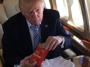 10 Makanan Favorit Donald Trump, Steak hingga Burger McDonalds 10 Makanan Favorit Donald Trump, Steak hingga Burger McDonalds