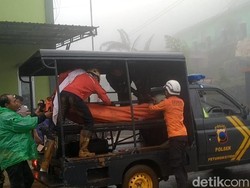 Banjir Bandang dan Longsor di Pekalongan Tewaskan 17 Orang